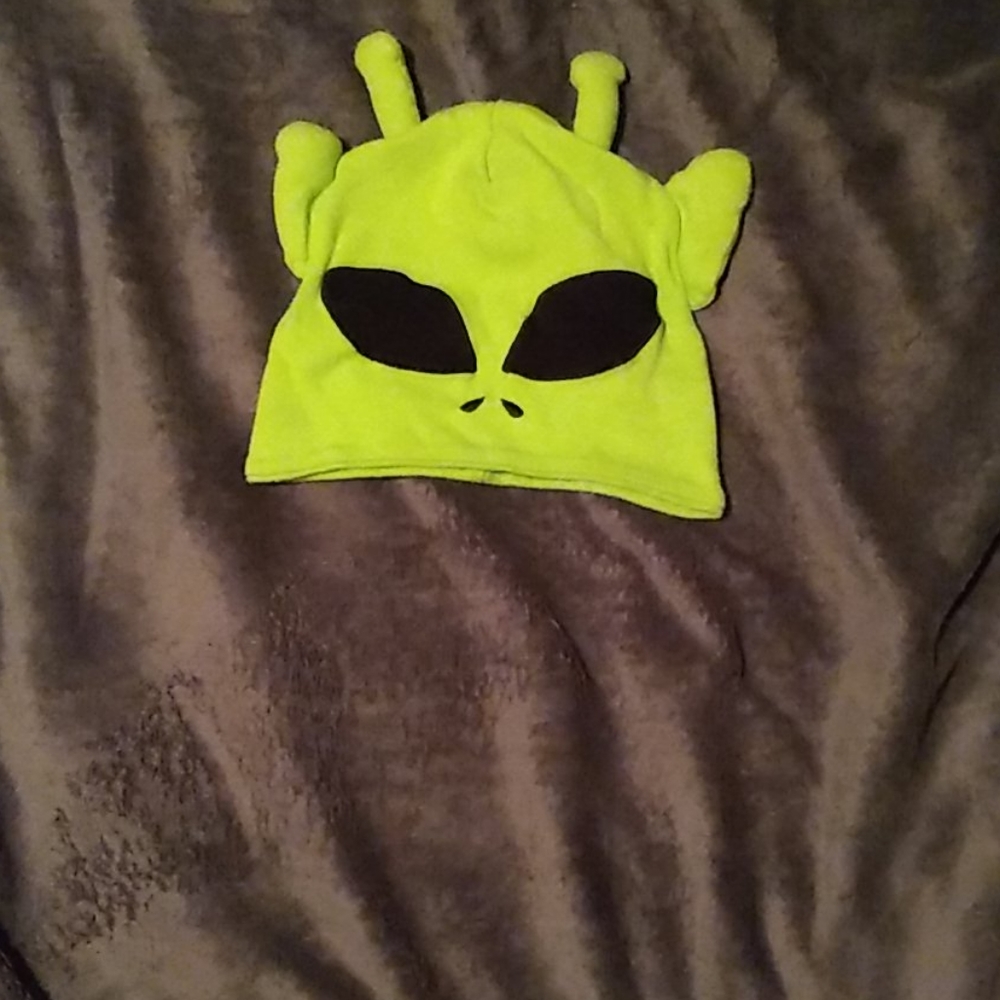 Alien toddler beanie